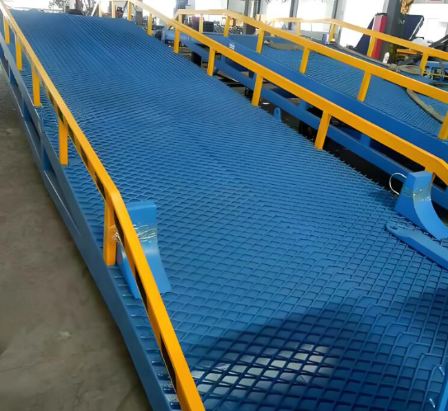 托克逊移动式液压登车桥