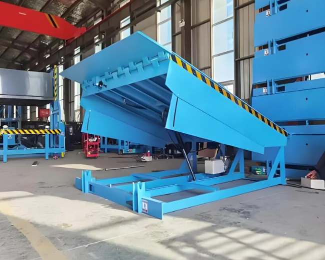 托克逊固定式登车桥